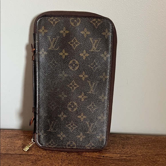 Louis Vuitton Organizer de Voyage